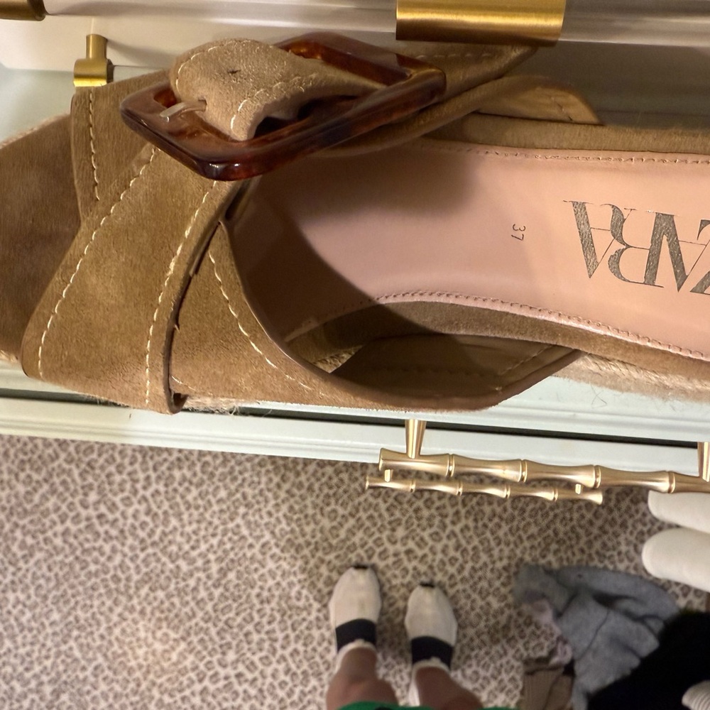 The most PERFECT SUMMER wedges from Zara